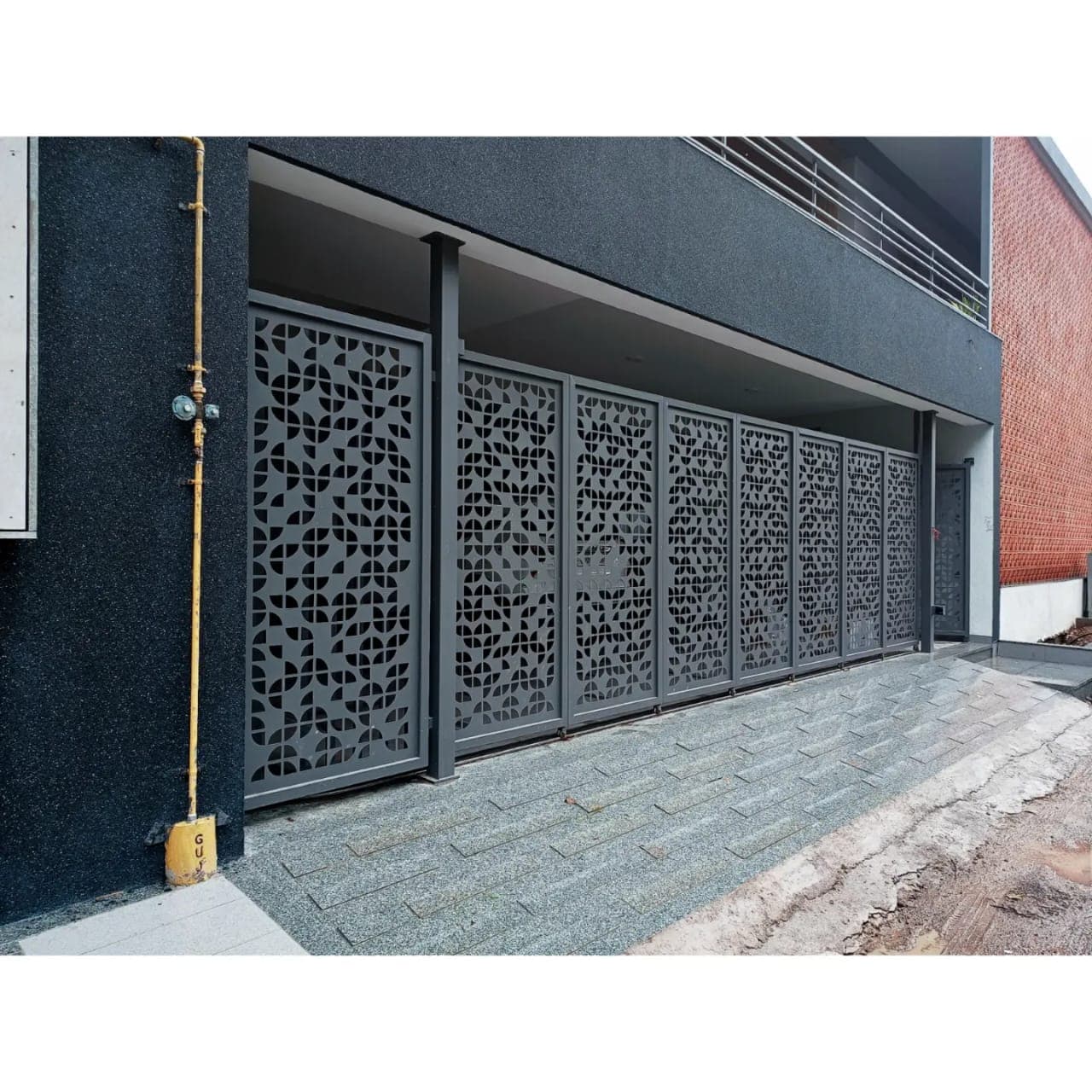 Curve Sliding Gate